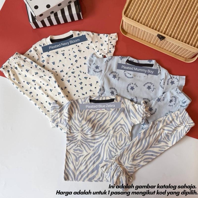 Sugar Doll set for baby girls, Pleated Navy Bloom design